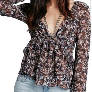 Free People Uptown Bell Sleeve Top in Black  Floral Print Sz L